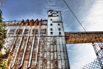 Rotten Factory © visionarious