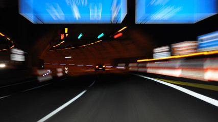 Nachtfahrt auf der Autobahn - obrazy, fototapety, plakaty