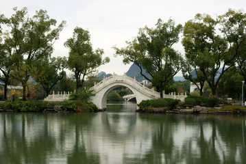 Foto op Canvas Arch bridge in chinese park © cityanimal
