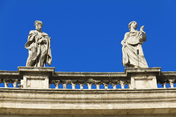 Colonnato del Bernini, San Pietro in Vaticano