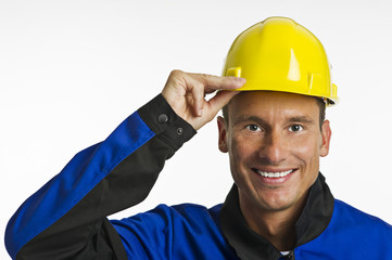 Bauarbeiter mit Kopfschutz