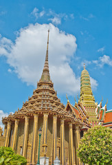 Fototapeta premium Wat Phra Kaew,Grand Palace in Bangkok, ancient temple of Thaila