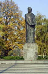 pomnik Adama Mickiewicza w Poznaniu, Polska - obrazy, fototapety, plakaty