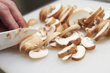 Cut Champignons