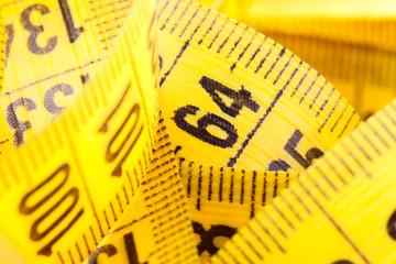Measuring with tape measure