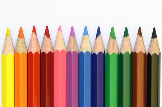 Colored crayons - straight line