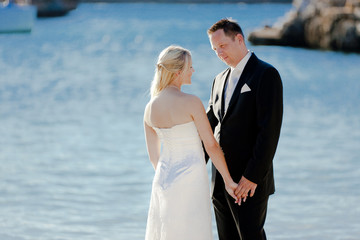Hochzeitspaar am Meer