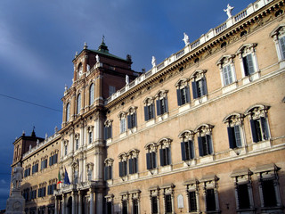 Fototapeta na wymiar Pałac Książęcy w Modenie