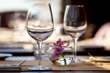 Küchenrückwand glas motiv Wein Empty glasses
