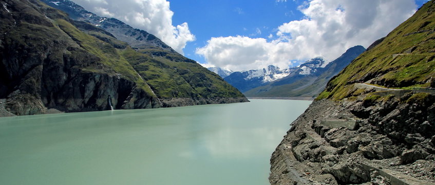 Grande Dixence dam view on Lac des Dix, Switzerland
