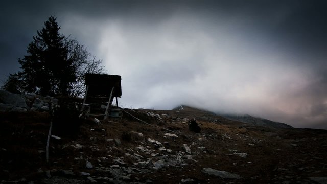 nubi in montagna - time lapse