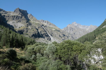 Fototapeta na wymiar Vallée du Champoléon,Alpes