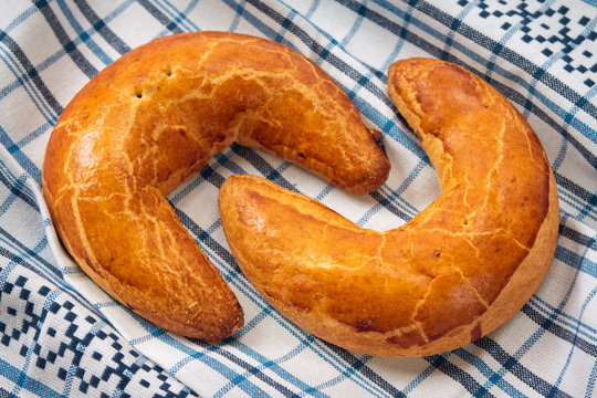 Hungarian Xmas Poppy Crescent Shape Cake