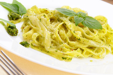 Pasta pesto