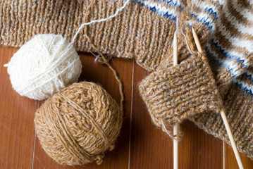 毛糸玉と編み物