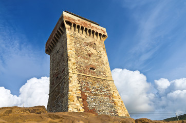 Toscana, Livorno: la Torre di Calafuria