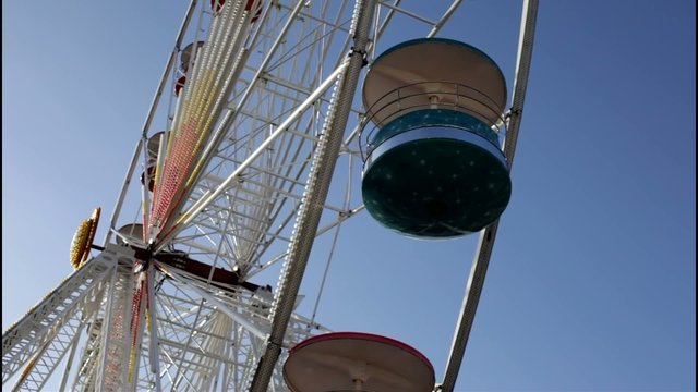 Man&egrave;ge grande roue