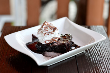 brownie cake
