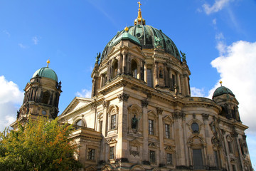 Fototapeta na wymiar Dom von Berlin