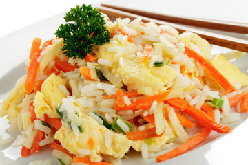 Eierreis mit Gemüse