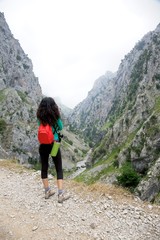 Fototapeta premium woman back at Gorge of River Cares