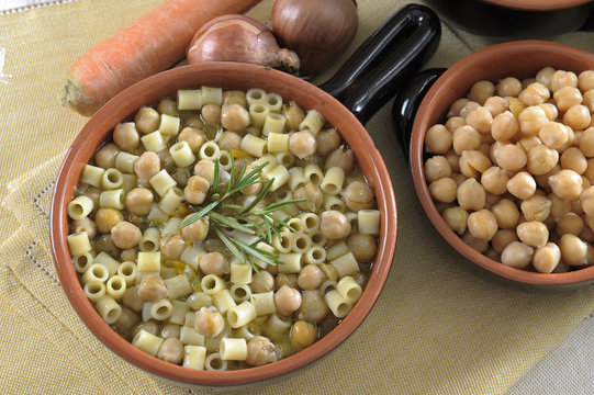 Pasta e Ceci -  Pasta and Chickpeas