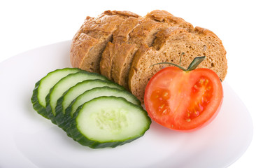 tomato cucumber and bread
