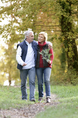 Fototapeta premium Couple enjoying romantic walk
