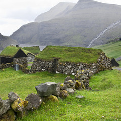 Fototapeta na wymiar Old stone house in Faroe Islands