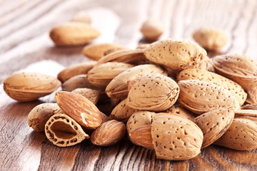 Nuts almonds