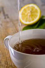 Gorąca herbata w filiżance