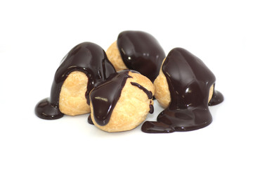 profiteroles