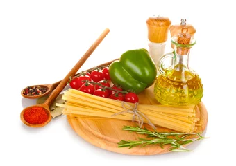 Tableaux ronds sur plexiglas Herbes 2 spaghetti, pot d& 39 huile, épices et légumes
