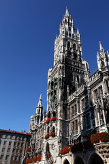 Fototapeta na wymiar New Town Hall (Neues Rathaus) in Munich, Germany