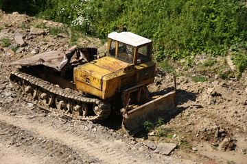 Fototapeta na wymiar old bulldozer