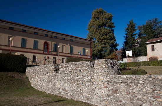 Novara - mura Romane