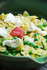 Pea Farfalle