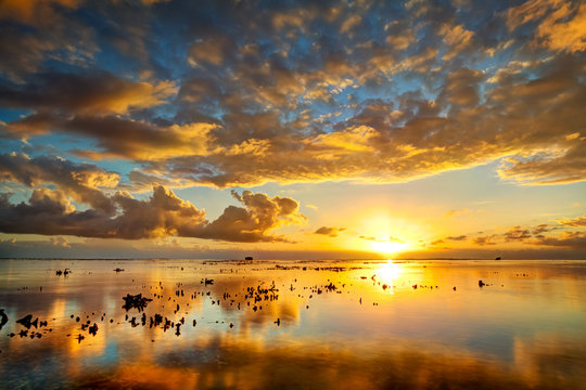 Cr&eacute;puscule sur lagon de l'Ermitage - La R&eacute;union