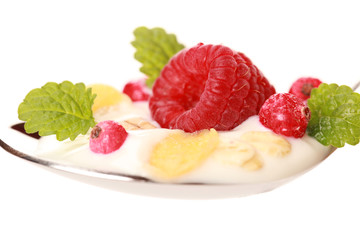 Müsli auf einem Löffel