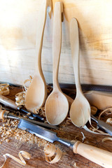 cucchiai in legno