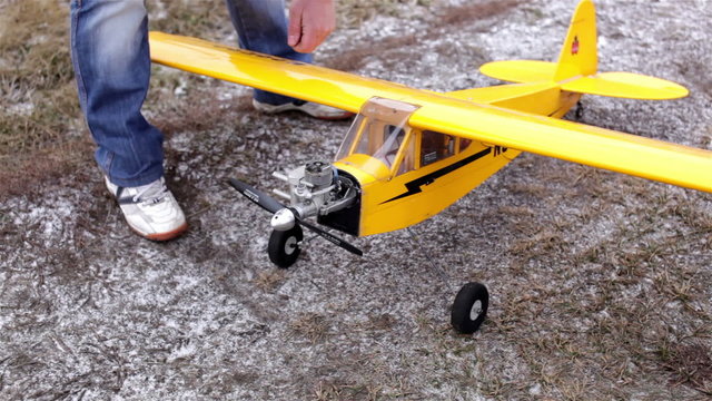 Model of the plane with the turning screw
