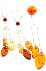 bijoux ambre de la Baltique