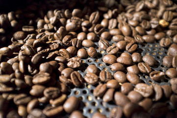 Roasted coffee beans