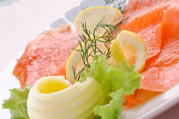 Carpaccio di salmone affumicato