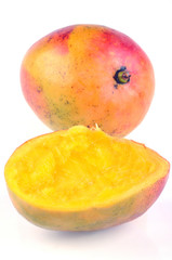 Mangue coupée et entière