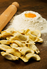 ravioli freschi fatti in casa