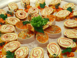 salmon wrapped in crepes platter
