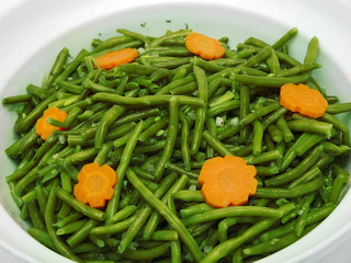 cooked green beans in a bowl
