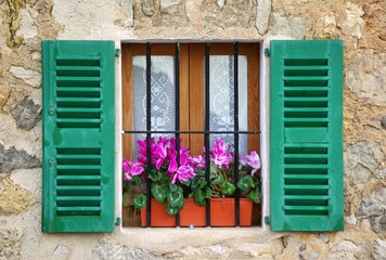 Fototapeta na wymiar Mediterranean Window