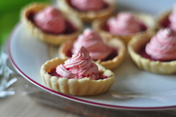 Tartelettes Framboise Meringuées